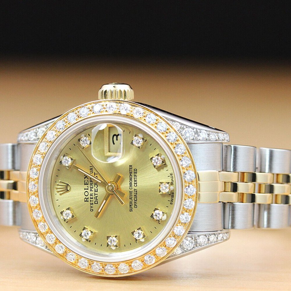 Beautiful! Rolex 18k Ladies Gold Watch! Mint!